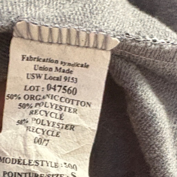 Via rail Canada Gray Graphic Hoodie, unisex hoodie size small - Picture 4 of 8